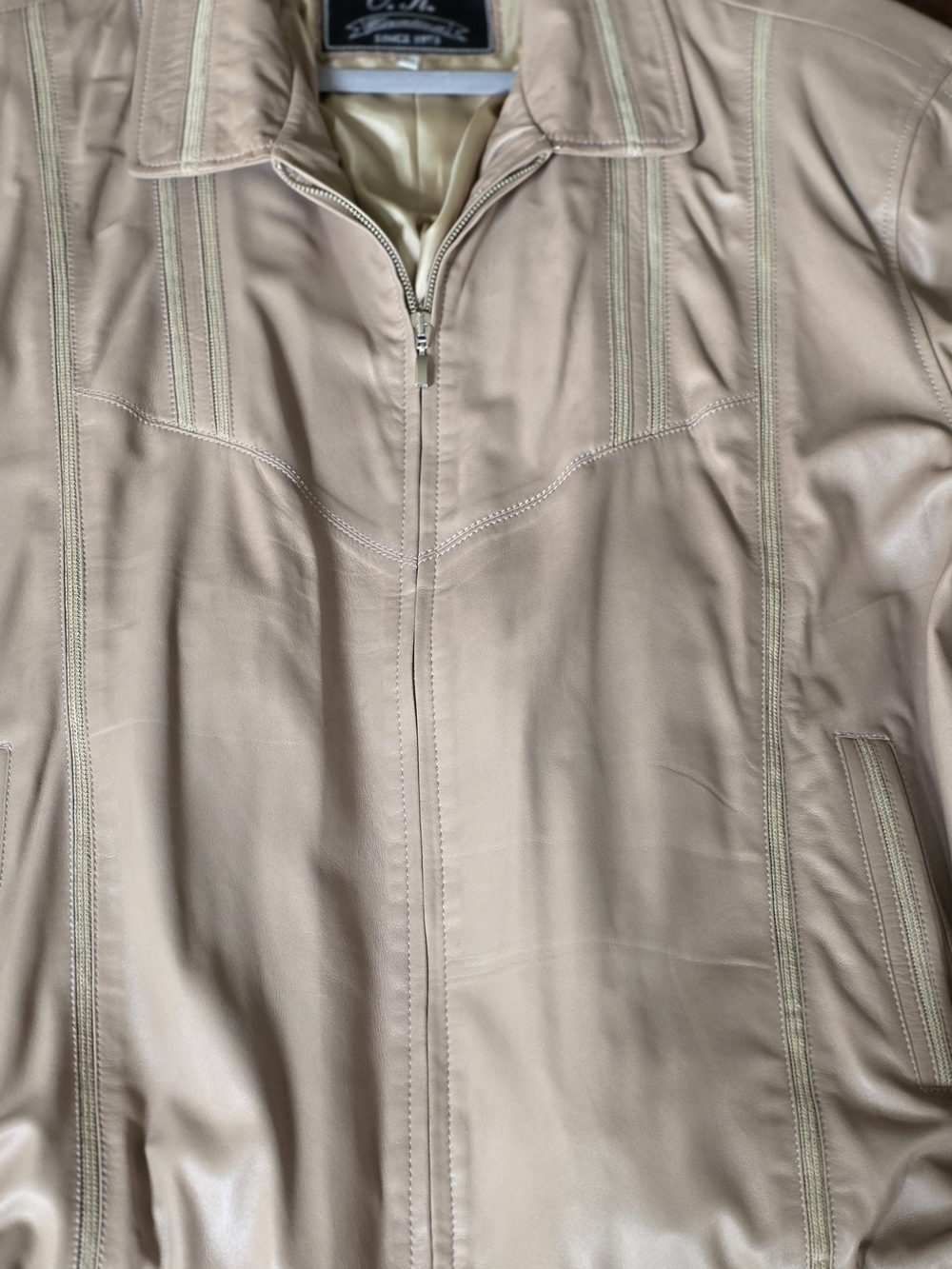 OK Creatiins. Men's Tan Leather Bomber Jacket with Zip Front. XXL